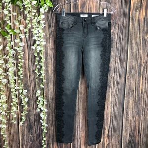 Kensie jeans 26 you look pretty skinny black gray